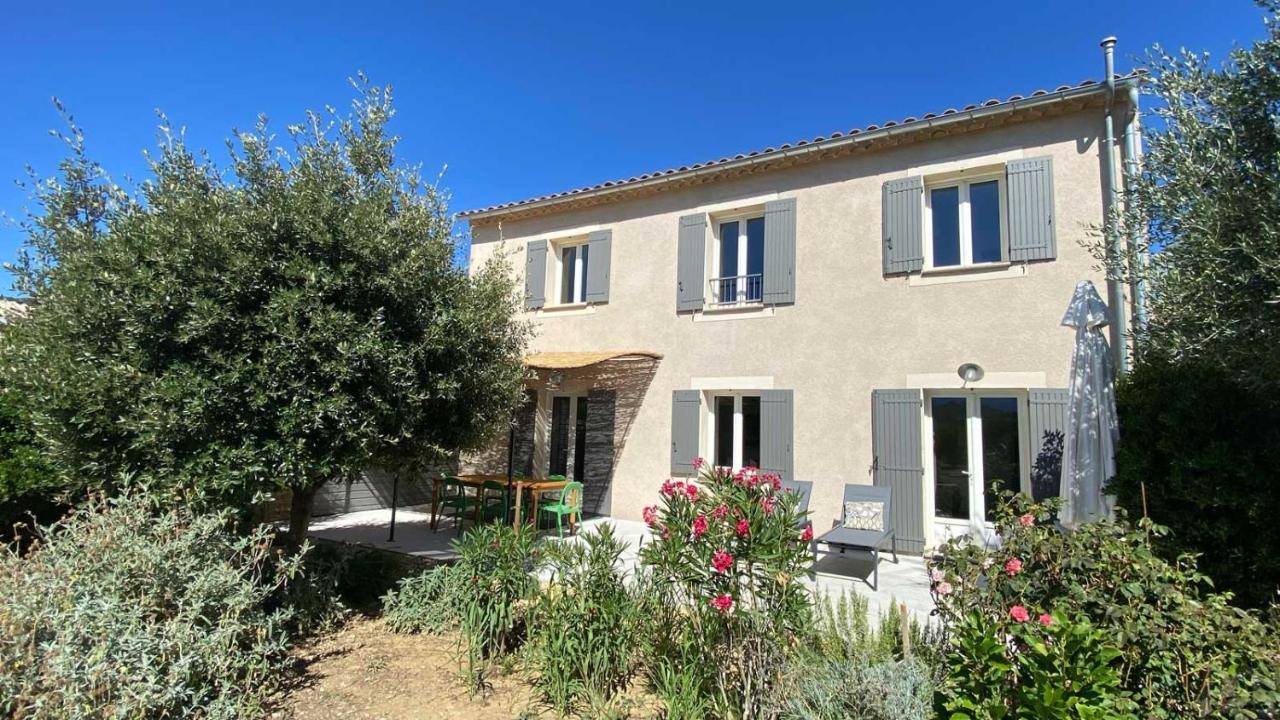 Villa Spacieuse Avec Terrasse Et Vue Mont Ventoux Entrechaux Ngoại thất bức ảnh